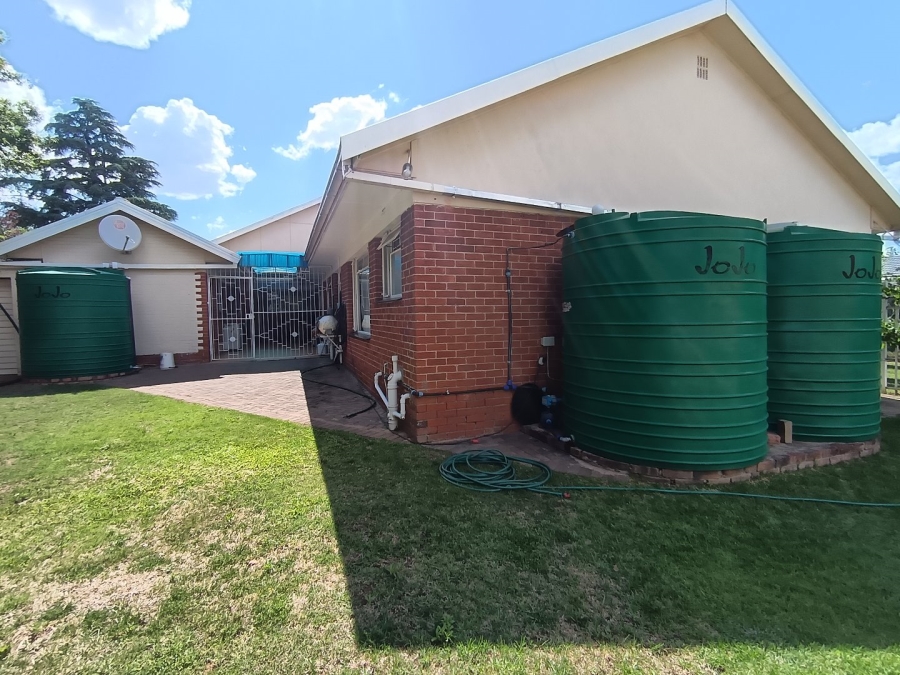 4 Bedroom Property for Sale in Fichardt Park Free State